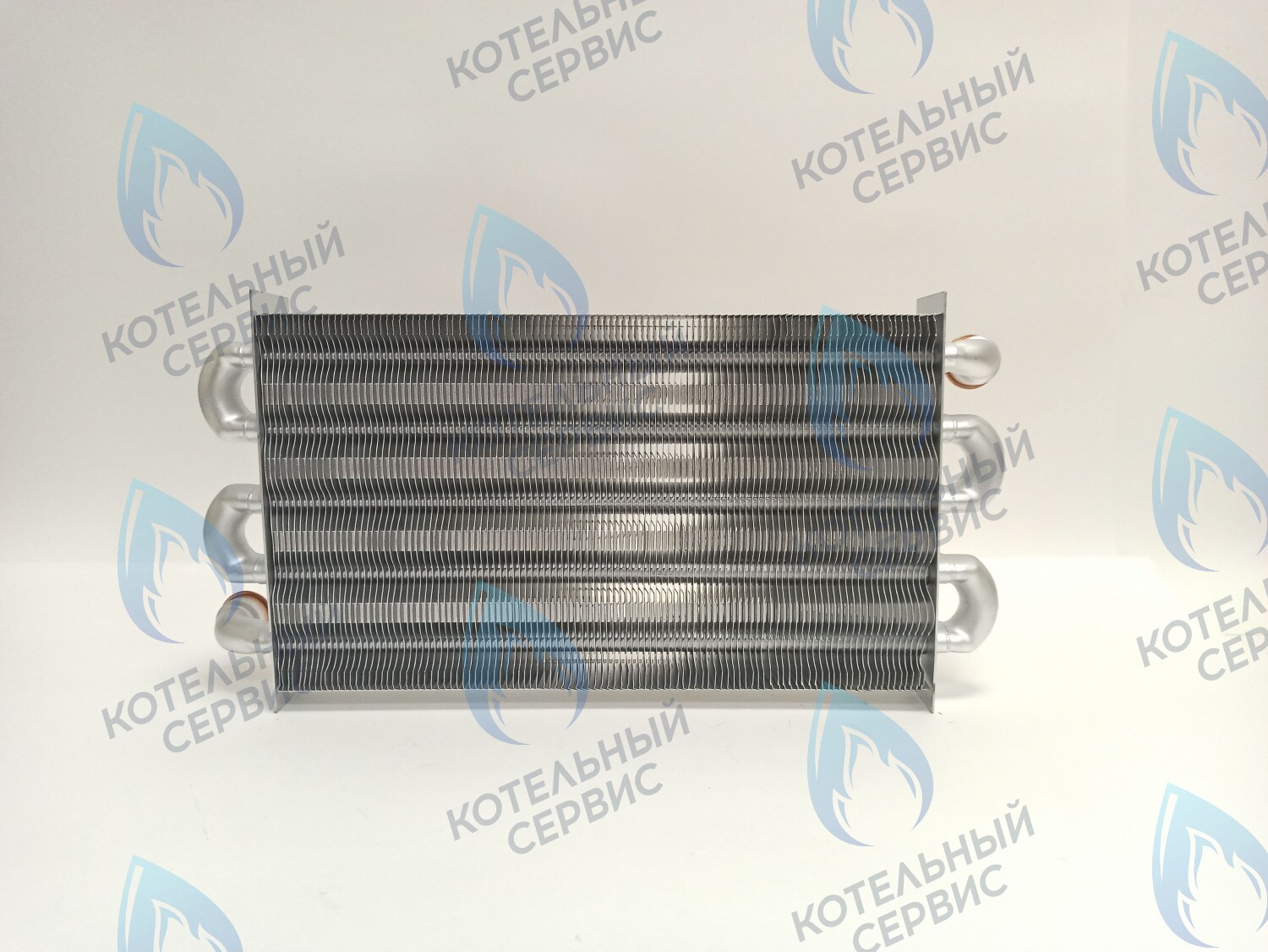 EM042-320 Теплообменник первичный (основной) (крепление - клипсы) FERROLI FORTUNA PRO F30, C32/F32 (902608840) в Барнауле