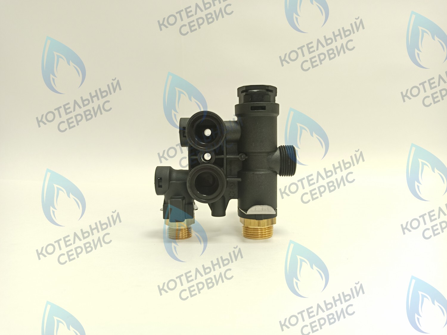 NUM00007 Гидроблок (левый) с картриджем трехходового крана (пластиковый) LIGHT 12кВт-24кВт, VARME 12кВт-18кВт (HH005B) FEDERICA BUGATTI в Барнауле