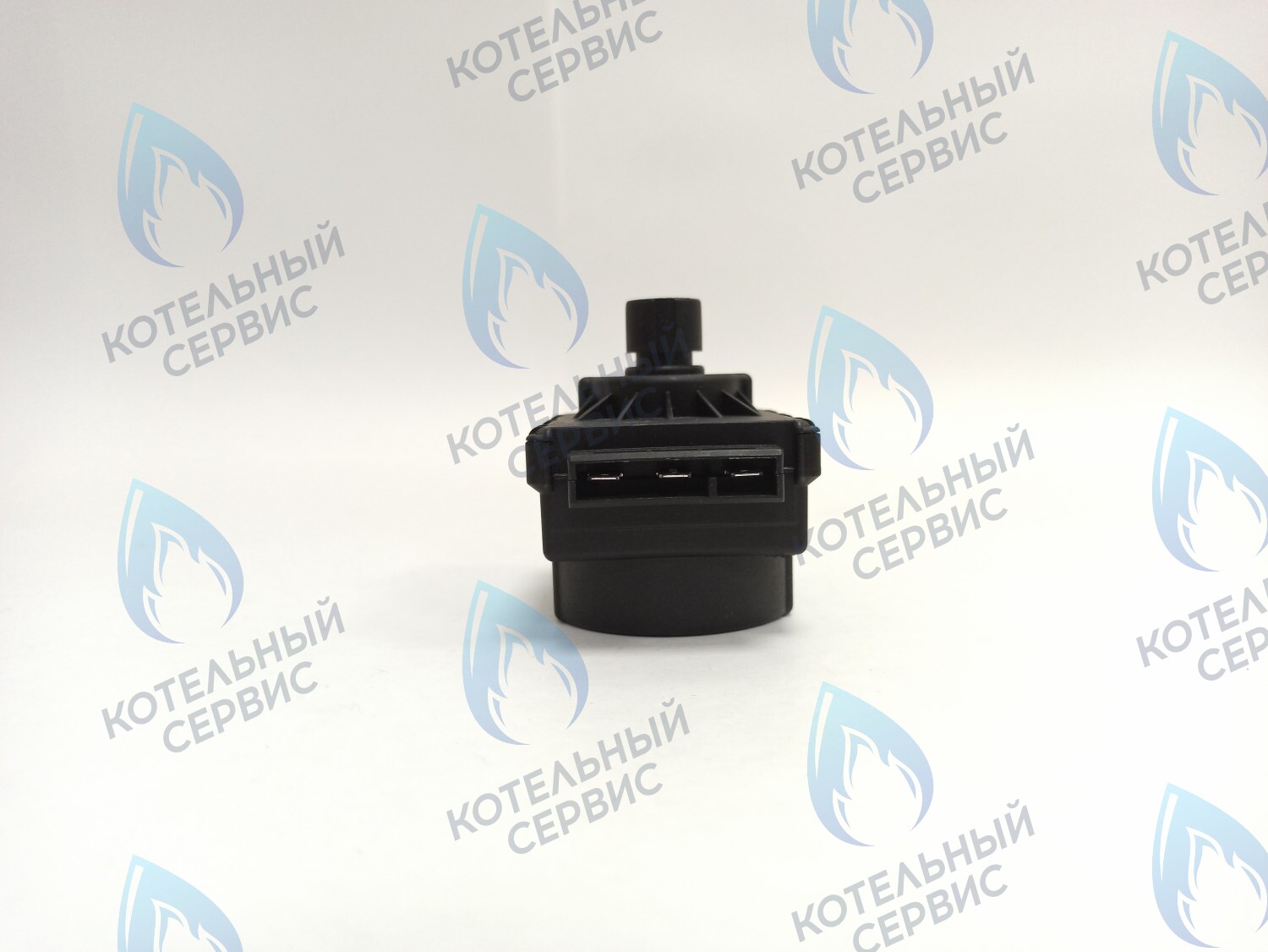 GM001-03 Сервопривод (мотор) трехходового клапана универсальный 7,5мм 220/240v (С) FERROLI, PROTHERM, VIESSMANN, ALPENHOFF, ALPHATHERM, ELECTROLUX, ROC, ELSOTHERM, OASIS, POLYKRAFT, HAIER, CHAFFOTEAUX, ARISTON, MIZUDO, ITALTHERM, THERMEX в Барнауле