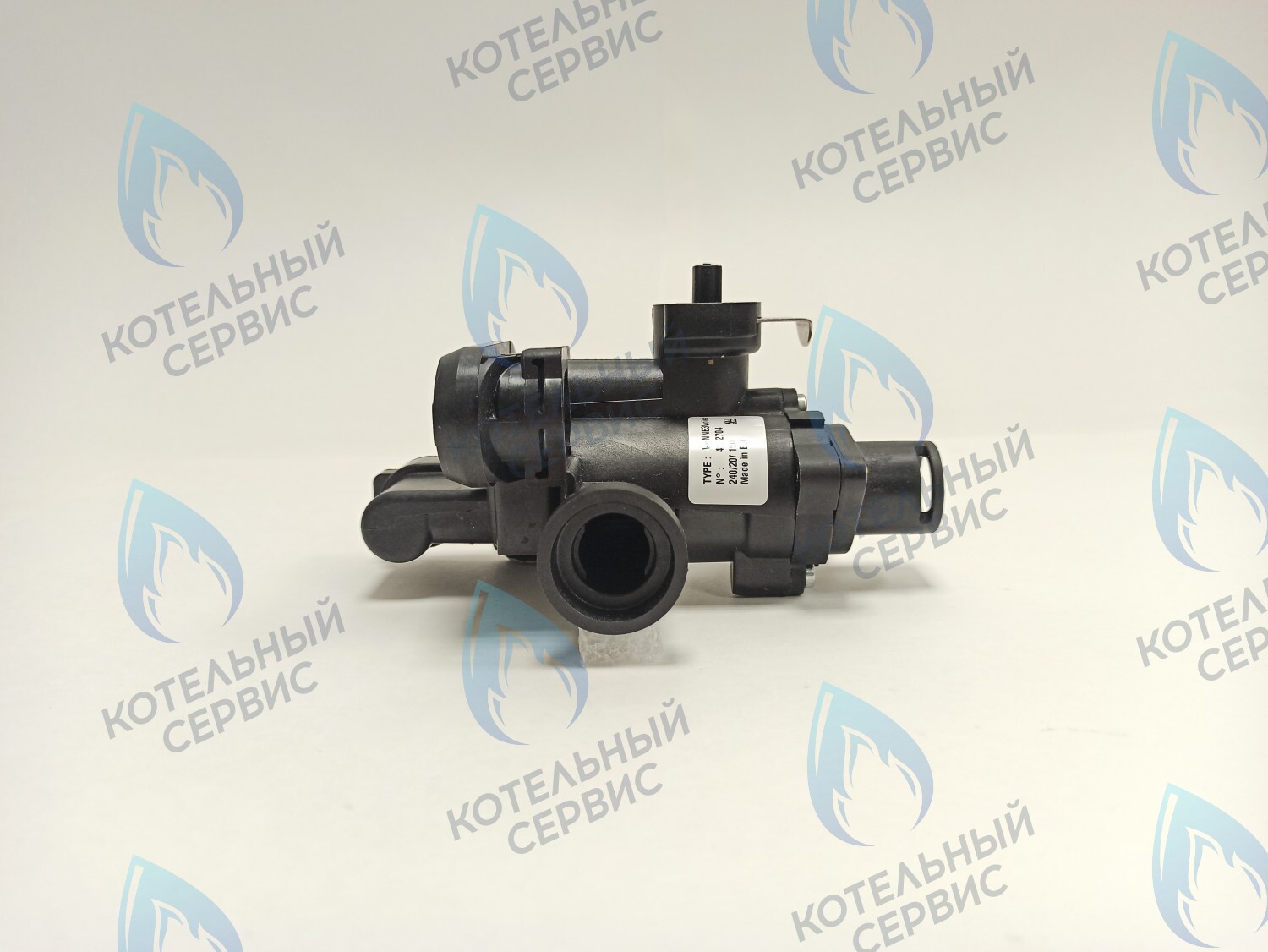 39842111 Клапан трехходовой KIT VALV.3VIE 230V (36902940) FERROLI в Барнауле