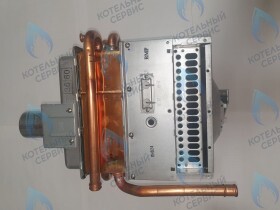 Теплообменник отопления RINNAI U в сборе (камера сгорания и патрубок D60 для UE) 30/36/42 (440017992)