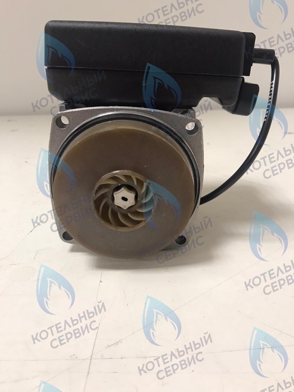 S101187 Циркуляционный насос UPER0 15-70 для конденсационного котла De Dietrich MCA 35, (против часовой стрелки) (колесо 72/30мм) в Барнауле