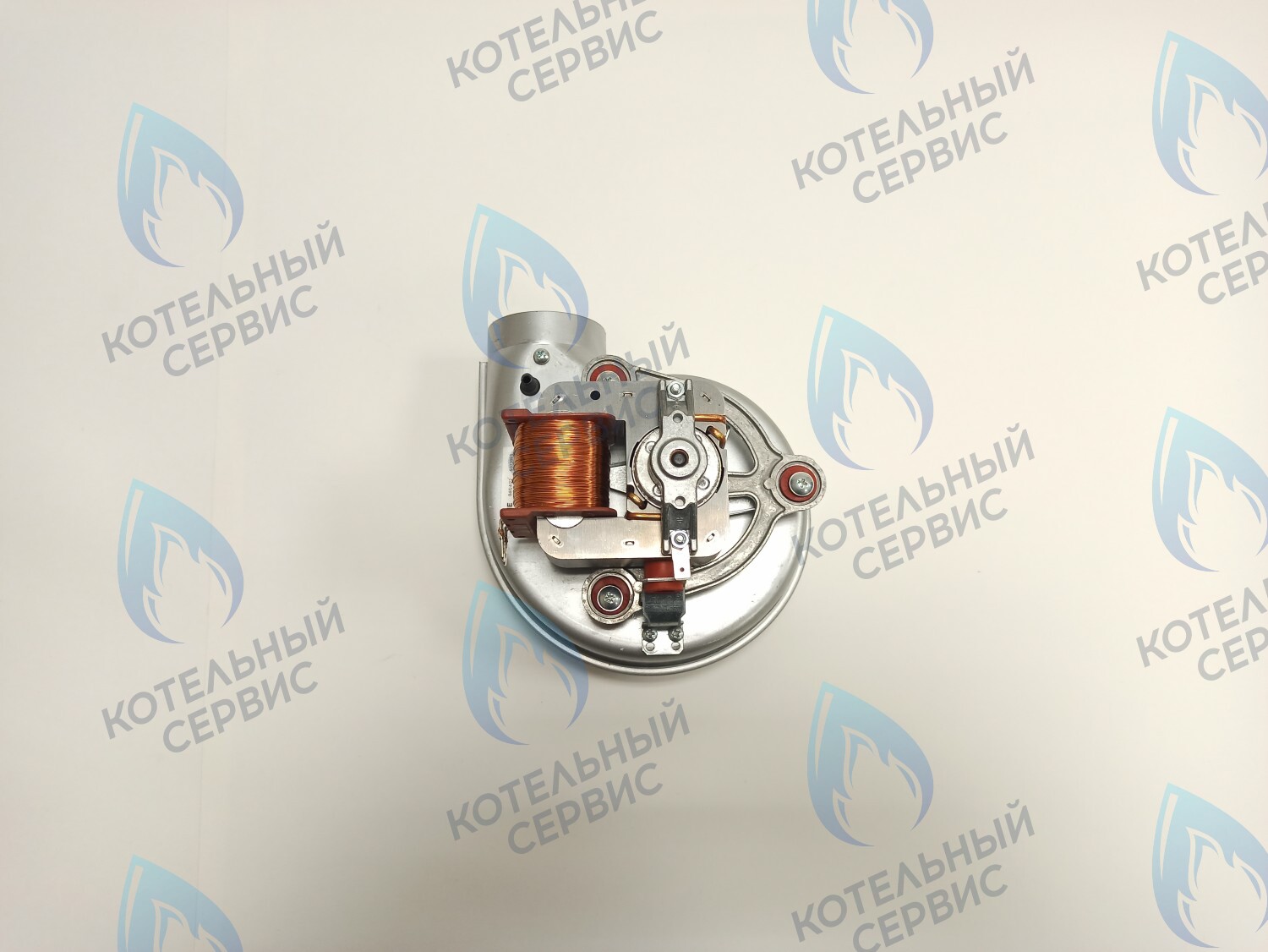 39818021 Вентилятор дымоудаления (60W) Ferroli Diva, Domina N, DOMIproject F 28-37 (39818020, 36601872, 36601871)) в Барнауле