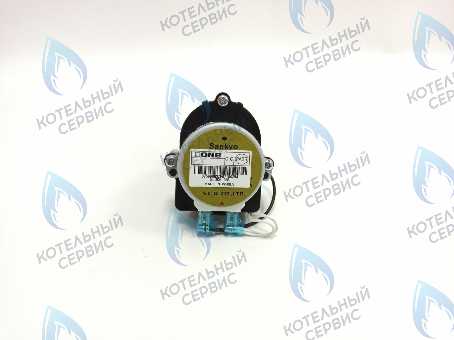 30013136A Трехходовой клапан Navien Deluxe C/E 13-40k в Барнауле