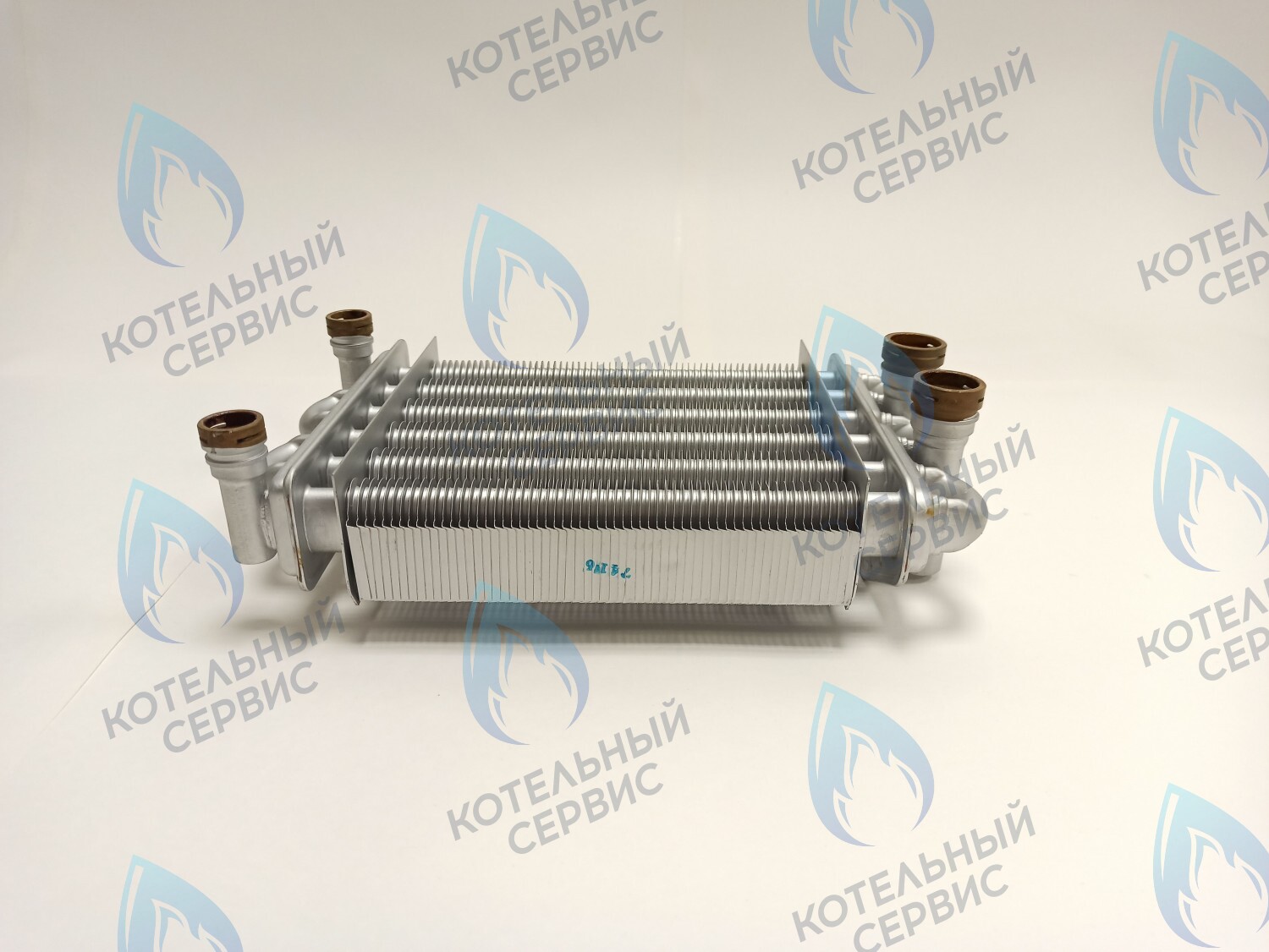 02-4011 Теплообменник битермический 198мм GAZECO 18-T1/C1 (с 05.2016) в Барнауле