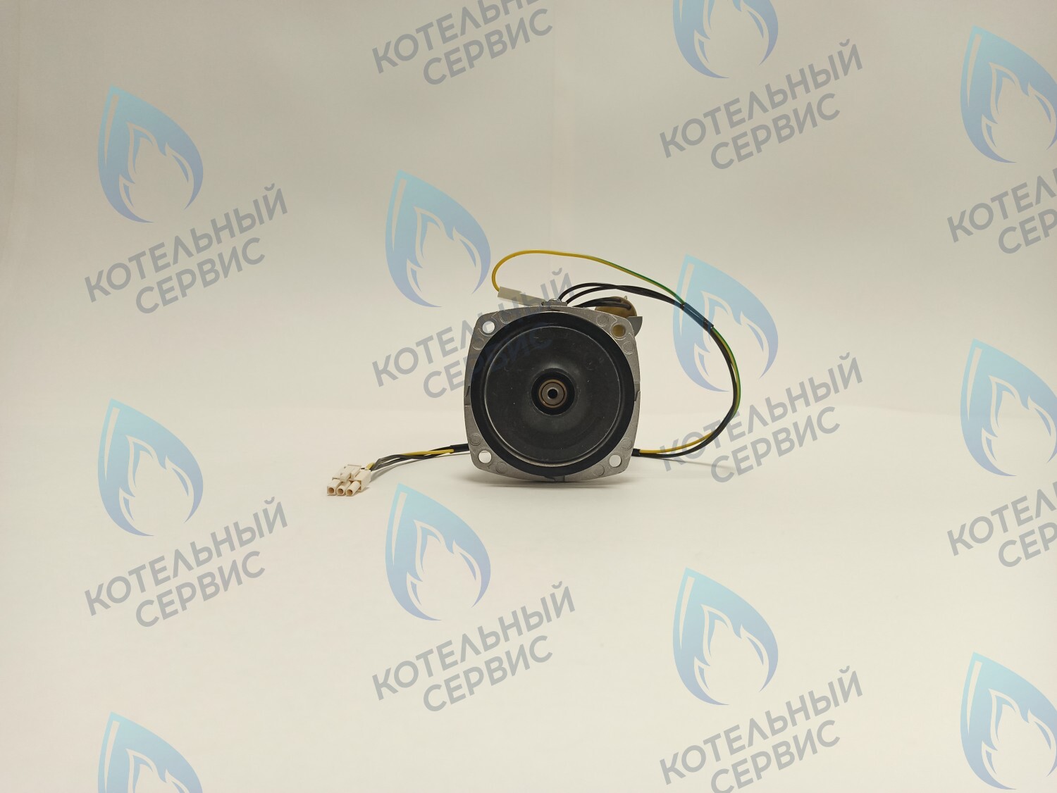 PH-W21CW50-WA82-Комп Двигатель насоса (черный пластик) (без улитки, с терминалом) (12/5, 15/5) аналог WILO 82w INTMSL15/5 HE-1 (21мм по часовой) в Барнауле