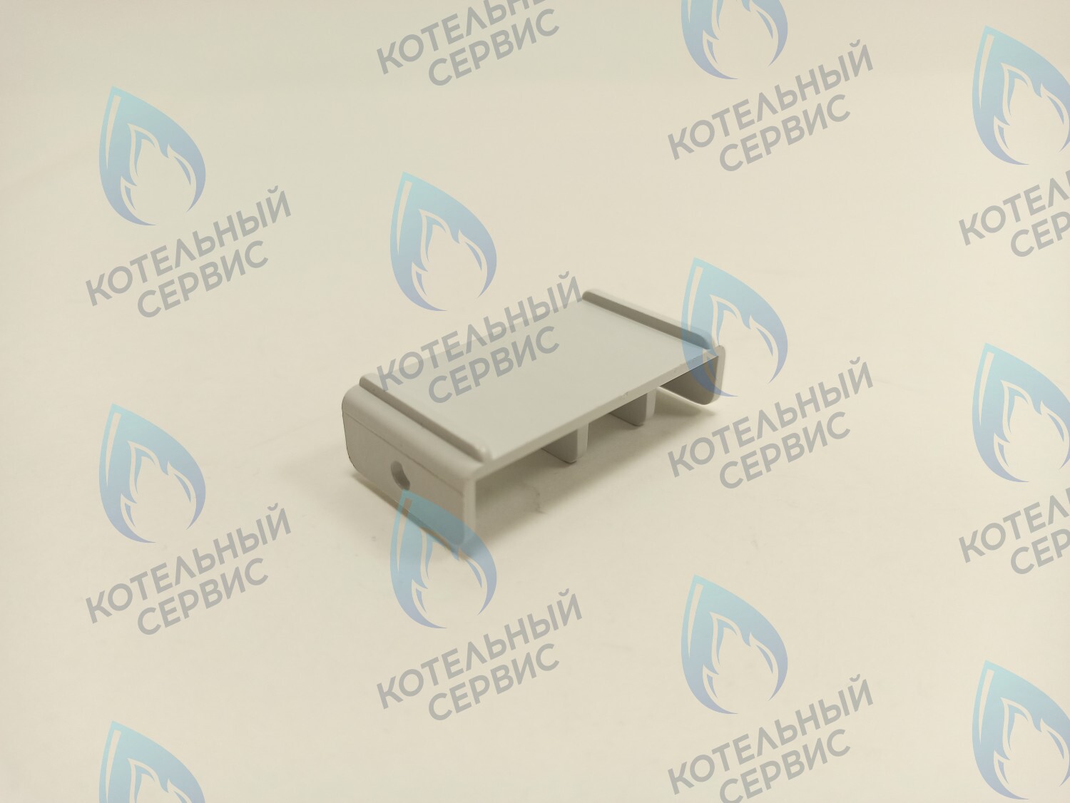 EM00042 Пластиковый держатель расширительного бачка KENTATSU Nobby Smart II 24/28/32-2CSF в Барнауле